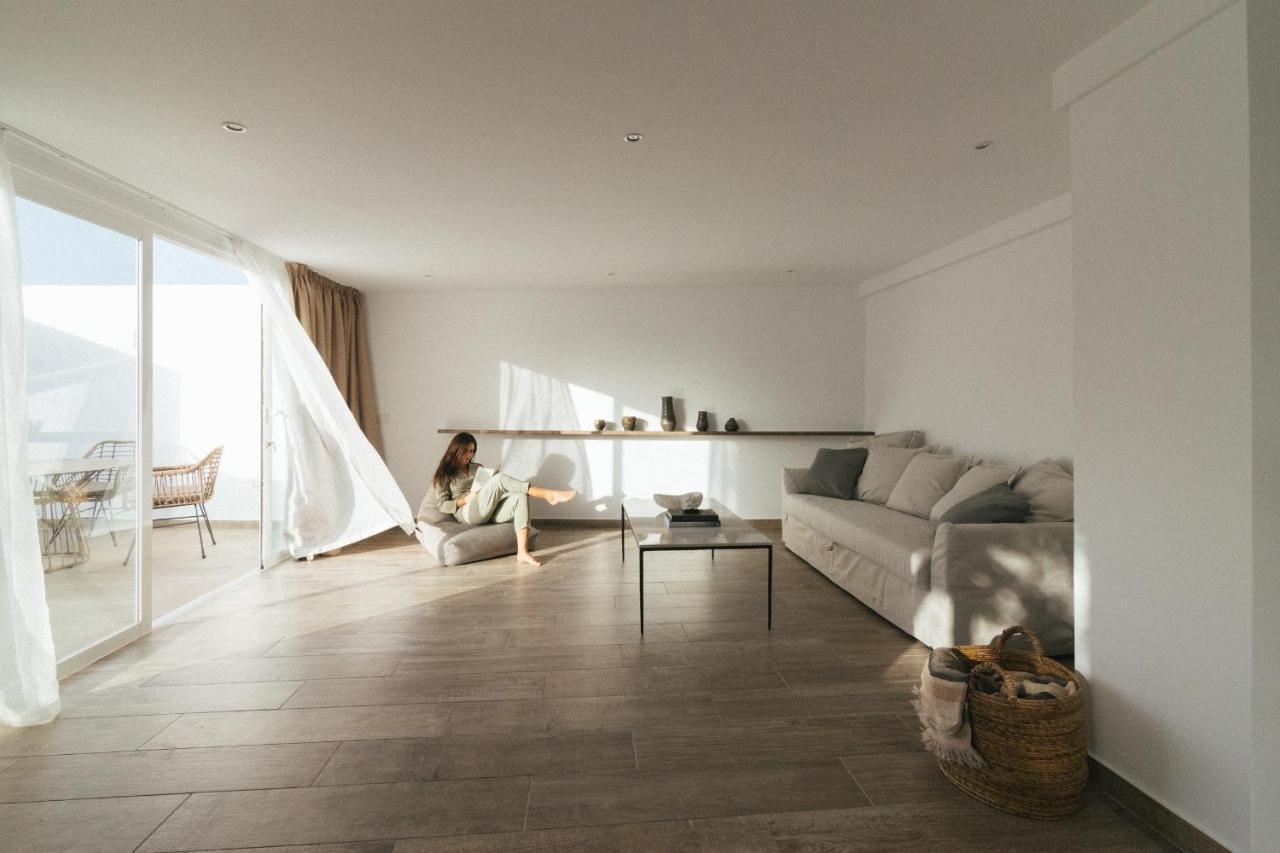 Alava Suites Costa Teguise Eksteriør bilde