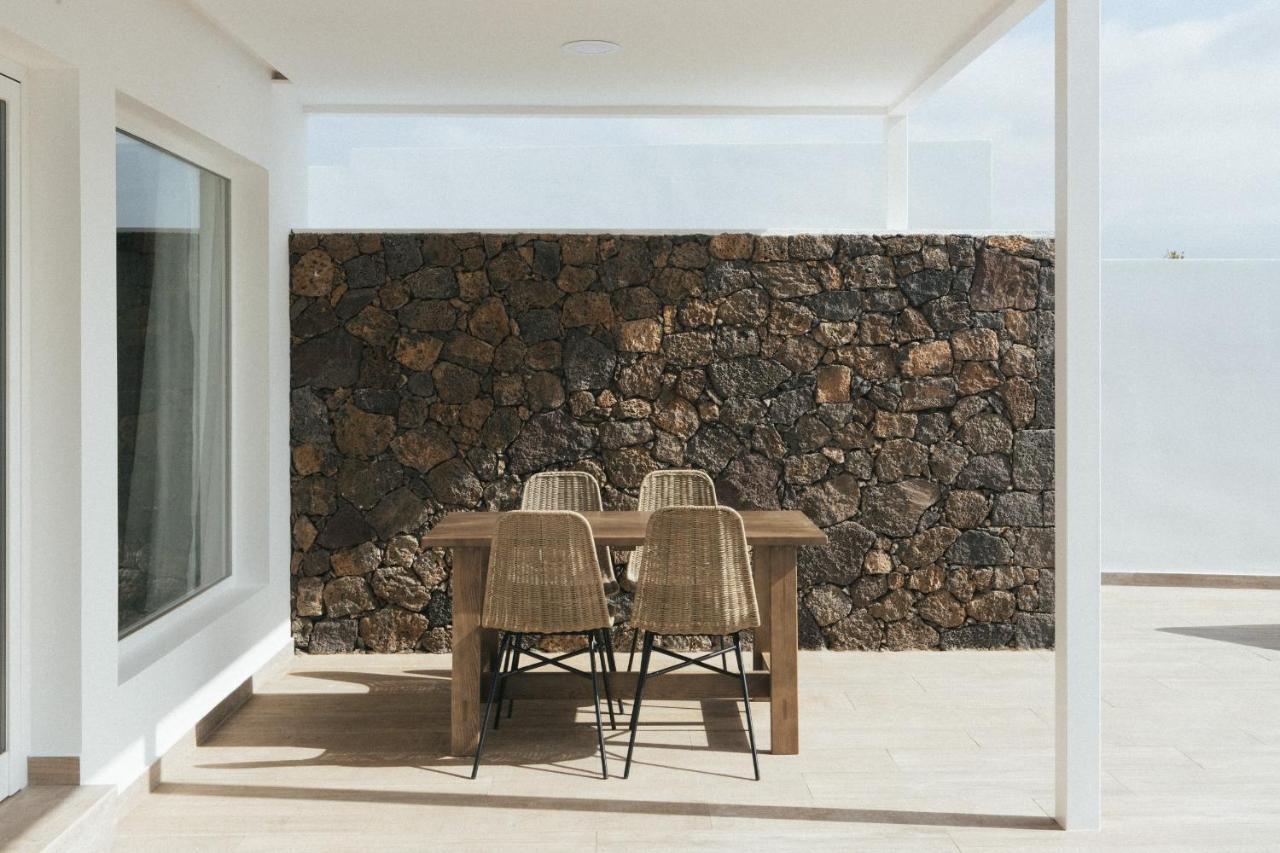 Alava Suites Costa Teguise Eksteriør bilde